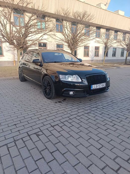 A6C6 4.2 V8 Benzyna quattro, Hak