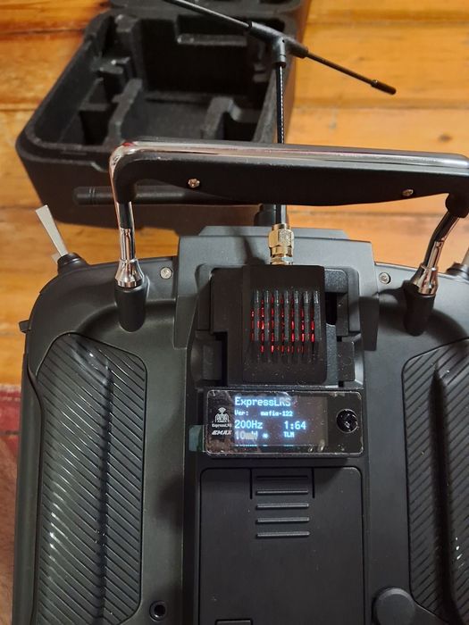 Продам модуль Emax aeris erls 915 и +антену radiomaster
