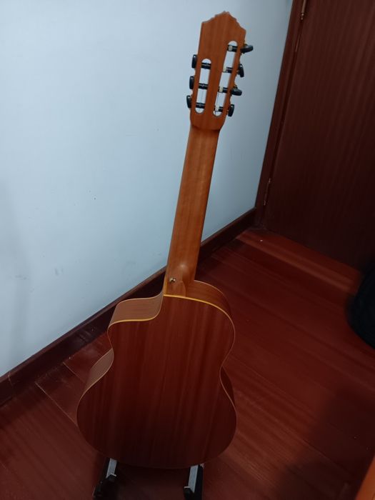Guitarra 7 cordas clássica Ortega