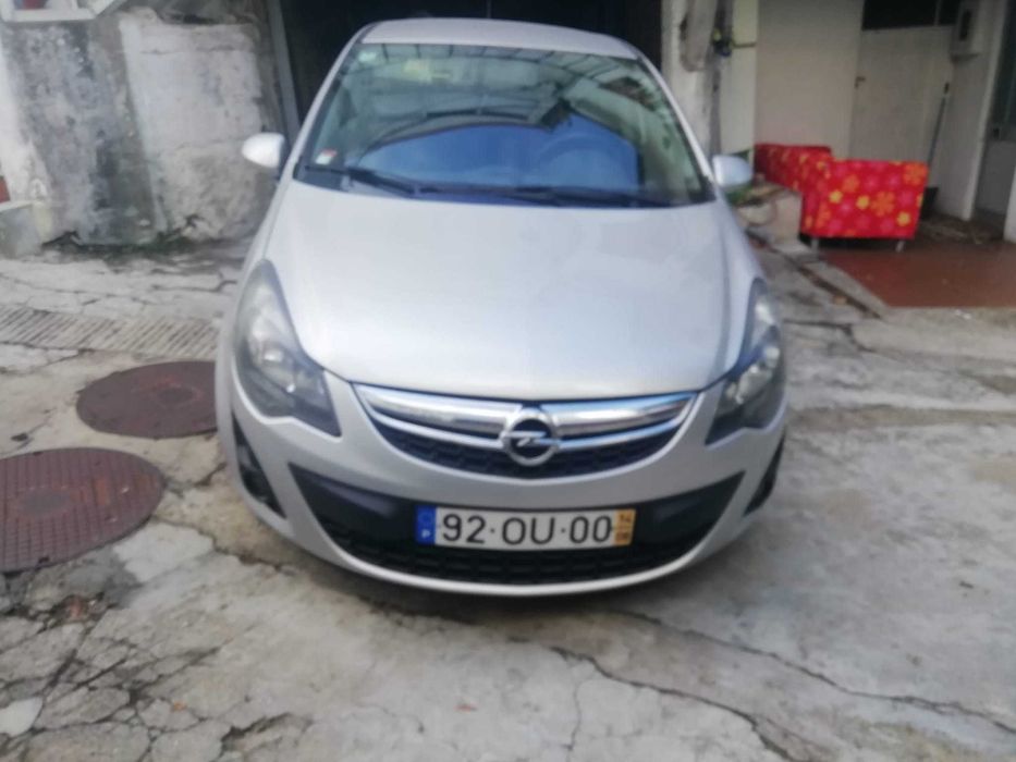 Carro económico e fiável