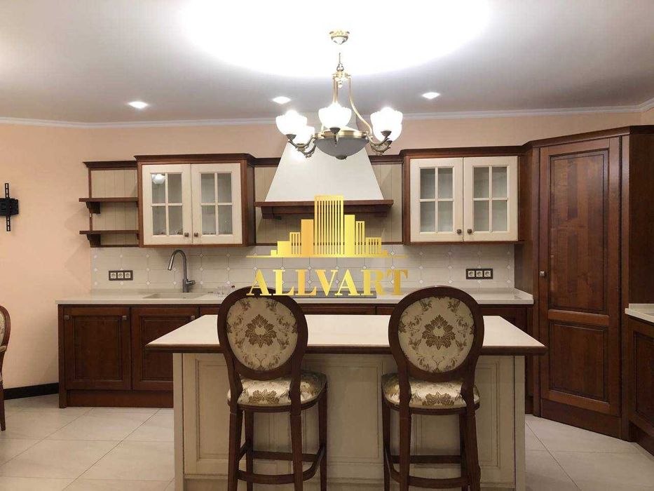 Продаж 3к квартири, вул. Єлизавети Чавдар, метро Осокорки