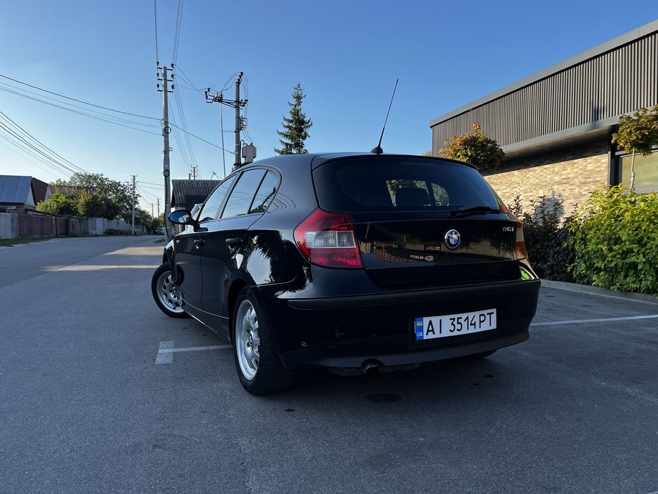Продам BMW 1 series