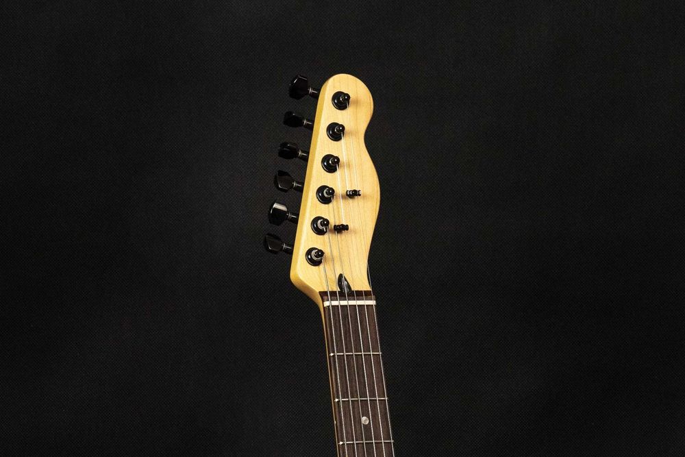 Jim Root Telecaster Partcaster z futerałem (Indy Yellow)