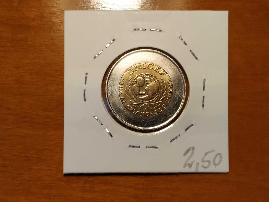 Portugal - moeda de 100 escudos de 1999 Unicef (erro Portugusa)
