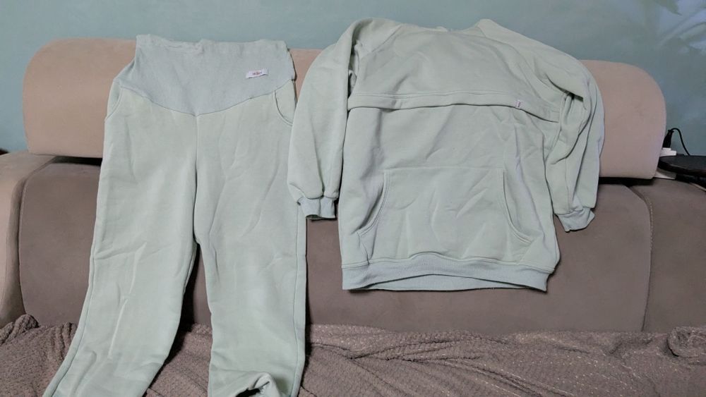 Костюм для вагітних