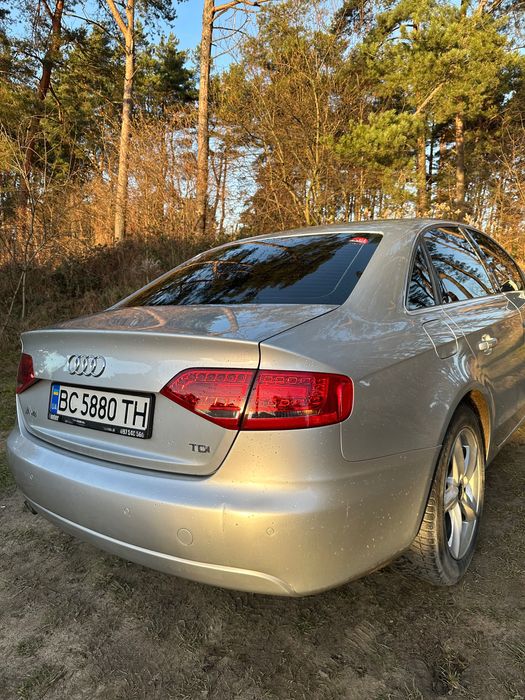 Продам AUDI A4B8
