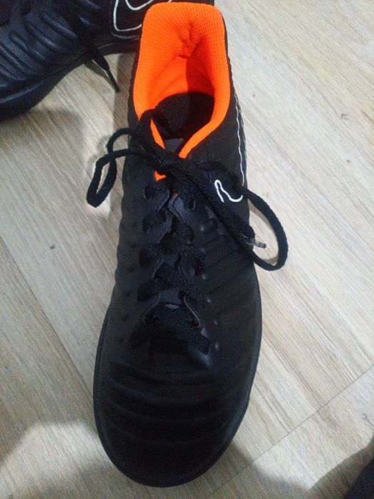 Sprzedam buty halówki nike