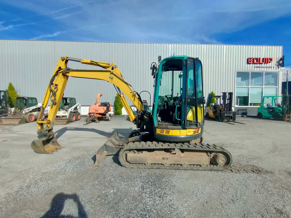 Escavadora/Giratória Yanmar VIO50