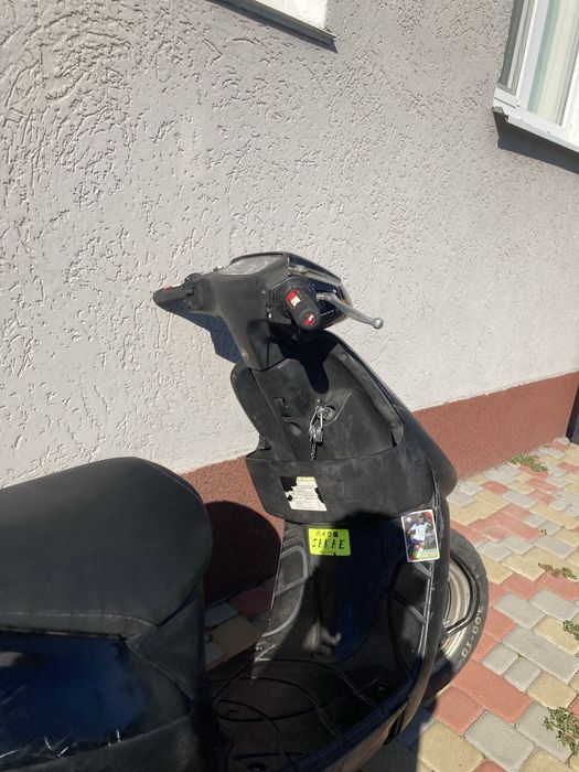 Скутер сузукі летс 2