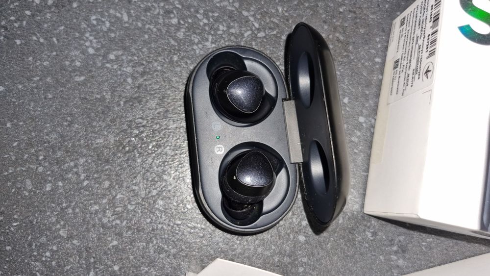 Наушники (гарнитура), Bluetooth Samsung Galaxy Buds SM-R170 (навушники