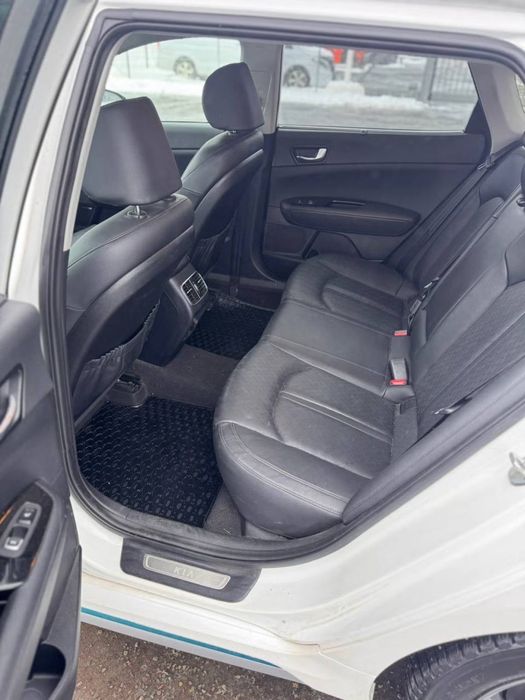 Kia Optima Plug-in 2.0l Benzin  EL54