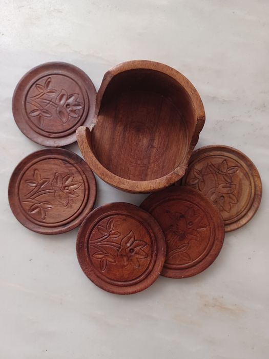 Coaster Bases428573313310412803