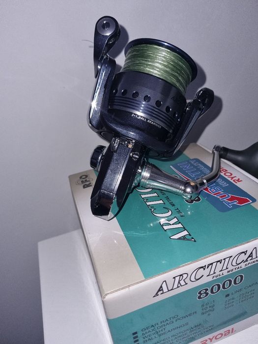 Carreto Ryobi Arctica ll 8000