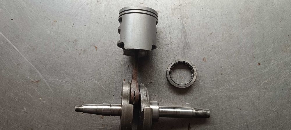 Wał korbowy z tłokiem Stihl do MS 051AV