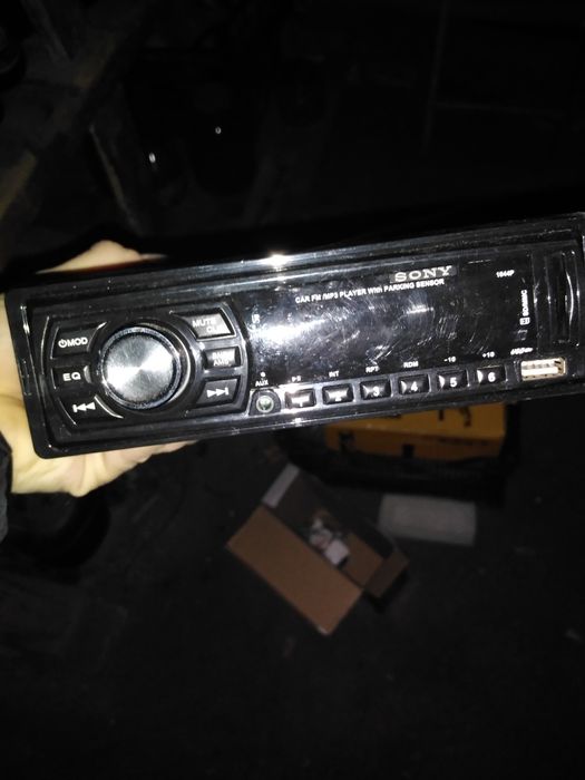Продам авто магнітолу.