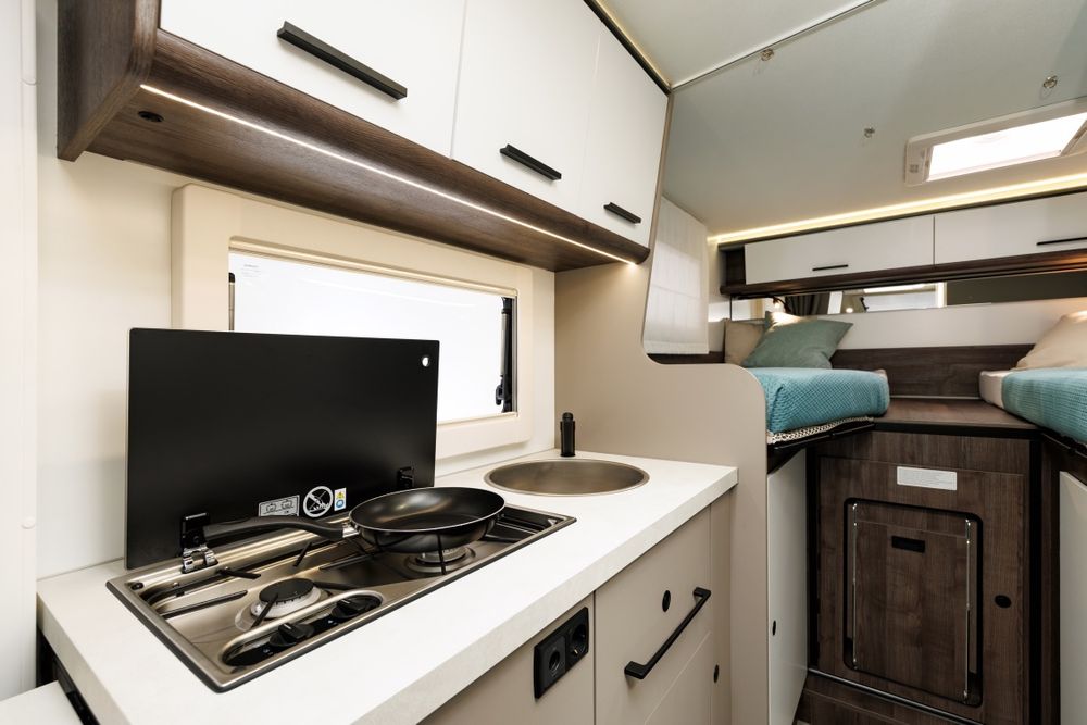 Wyposażyczalnia wynajem kamper benimar