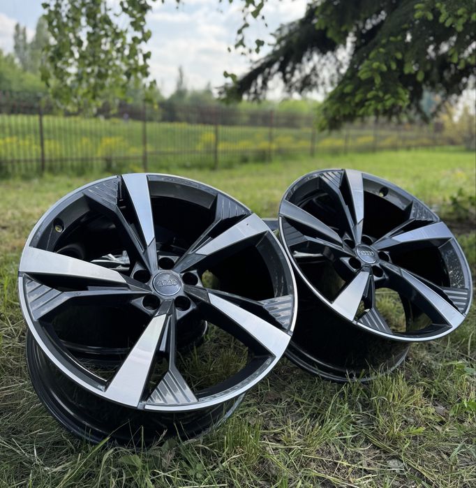 Nowe Oryginalne Felgi Audi RS Q8 SQ8 Q8 R21 5x112 10.5J ET25 4KE601025H
