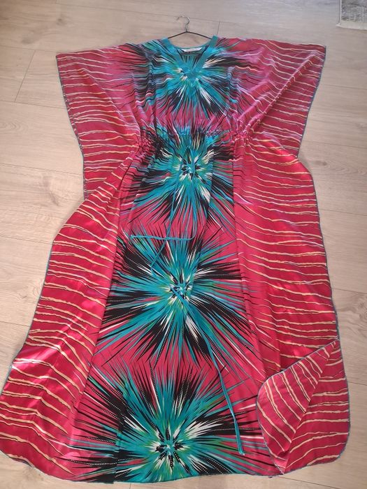 Piękne ponczo, pareo, sukienka roz.46.