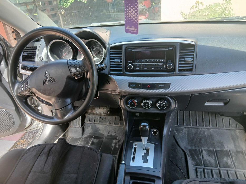 Продається Mitsubishi  LANCER 2013 року