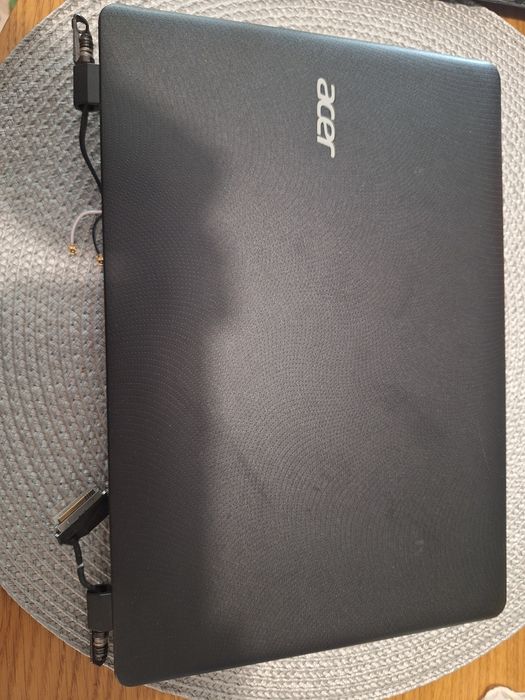 Matryca z ramką i zawiasami Acer Aspire ES1-111