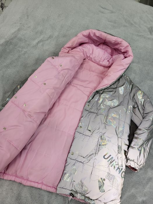 Продам зимнюю двухстроронюю Куртку светоотражающими элементами