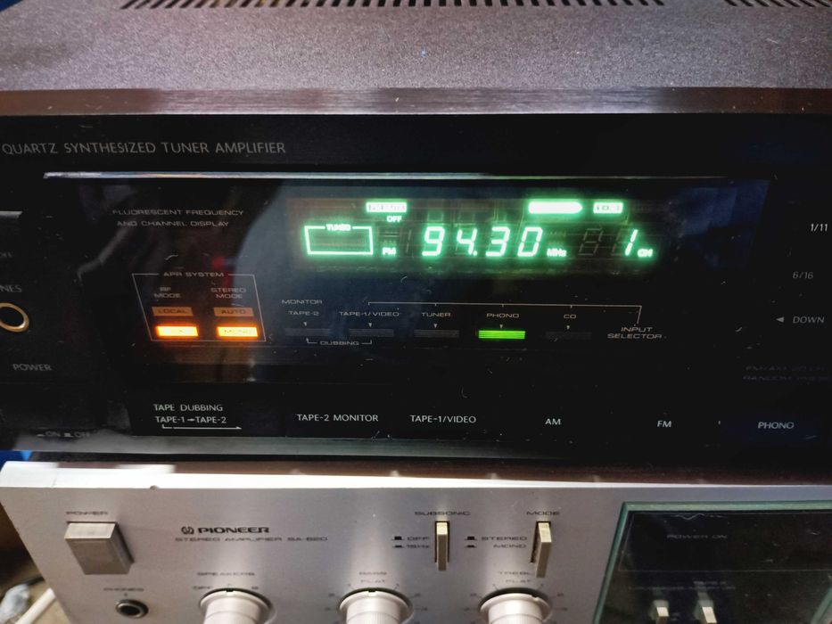 receiver ONKYO TX-810