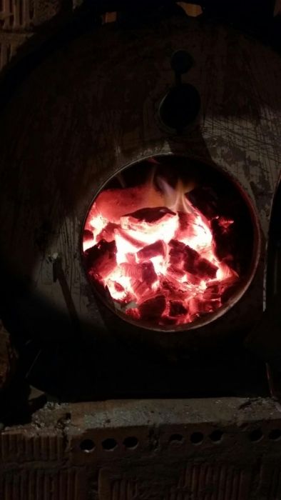 Дрова дубовые в мешках.