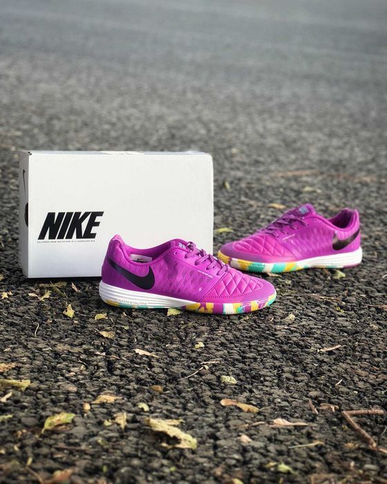 花*火様 26cm Nike Lunar Gato フットサルシューズ ピンク ᐉ Футзалки чоловічі Nike Lunargato Ii Pink 580456-802 - придбати