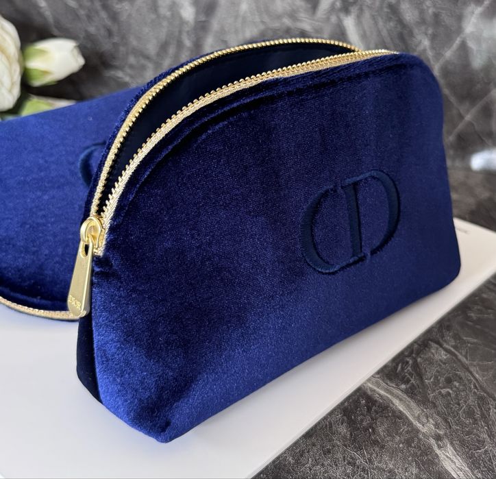 Велюрова косметичка Dior