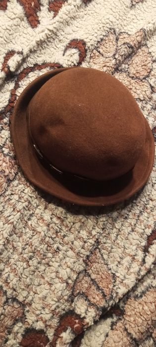 Damski brązowy wełniany kapelusz