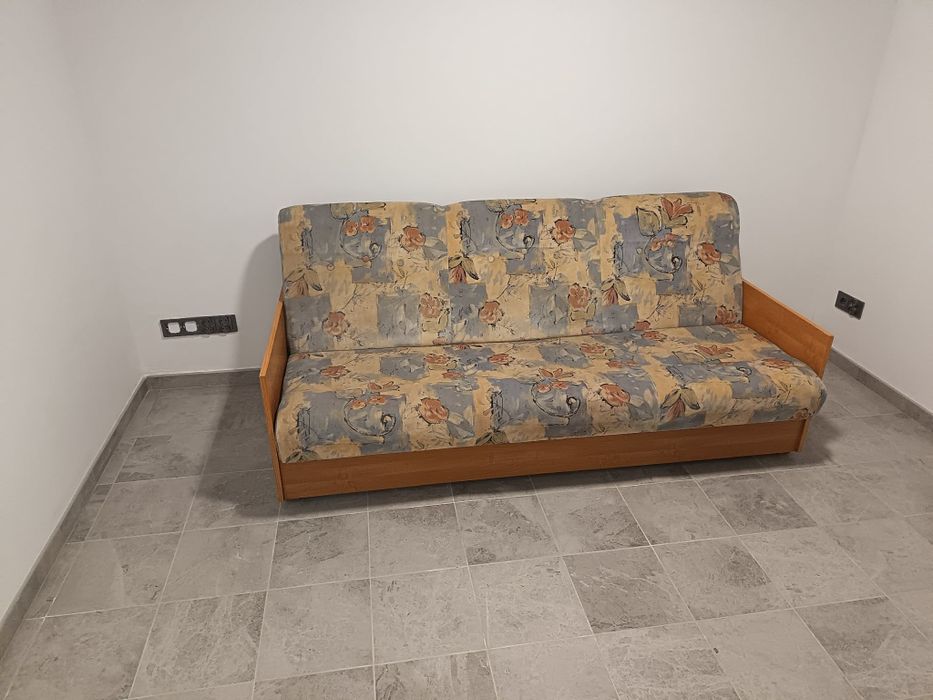 Wersalka stan bardzo dobry 100 zł