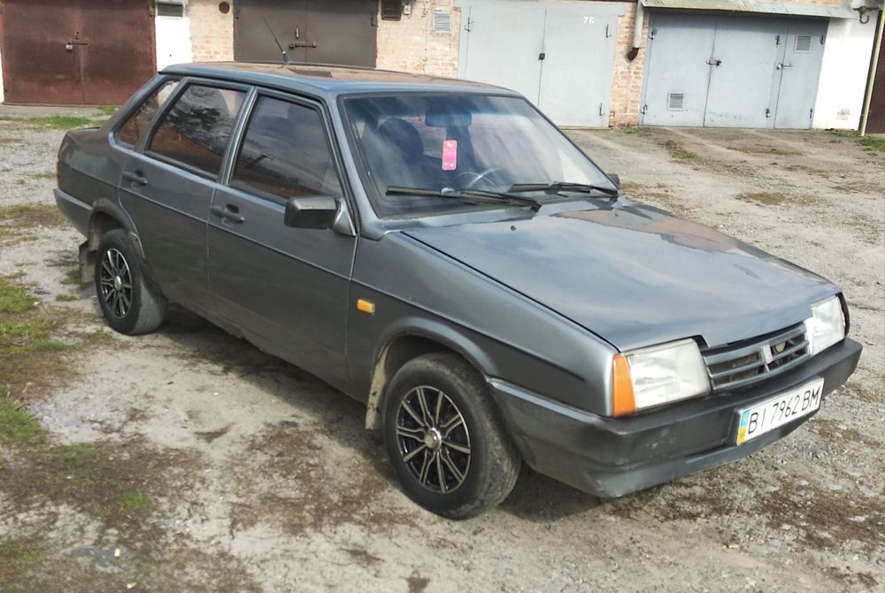 Продам ВАЗ 21099