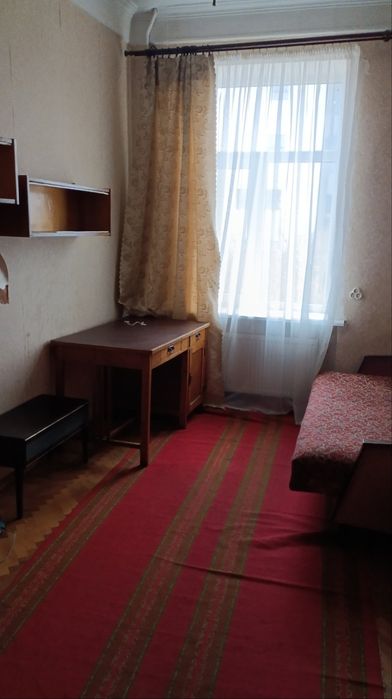 Здам кімнату в квартирі без хозяйки на Соборній