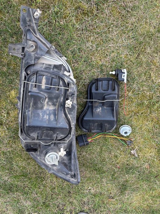 Заглушка фары Mercedes-Sprinter 903