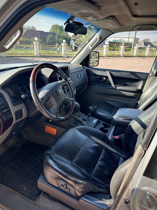Mitsubishi Pajero Wagon
