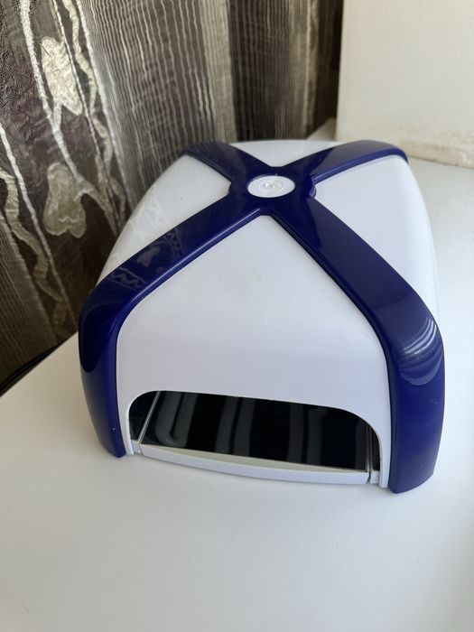 Професійна УФ лампа сушка для нігтів