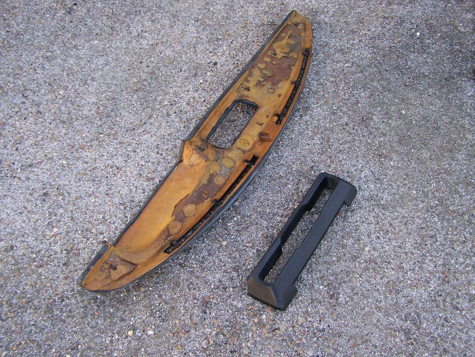 Tampa tablier e acessório Peugeot 504 + outro material (VER DESCRIÇÃO)