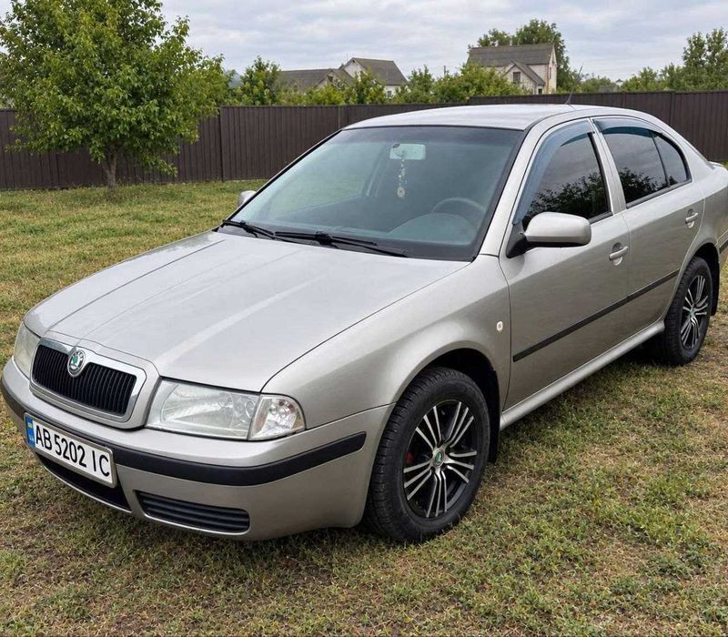 Автомобіль шкода