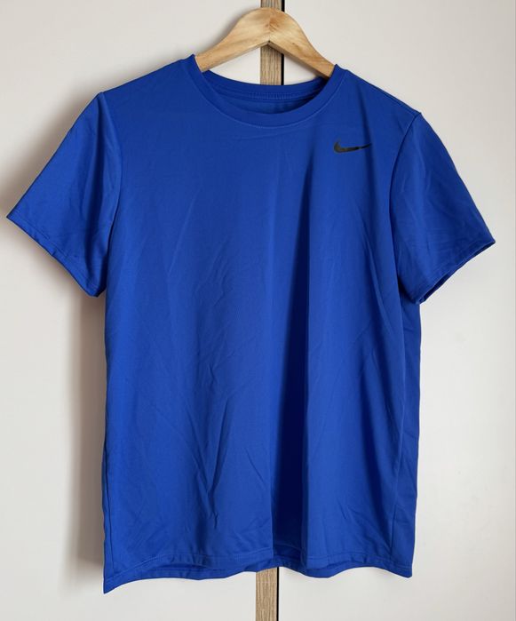 Спортивная женская футболка nike найк оригинал