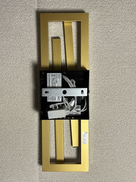 Candeeiro dourado teto led