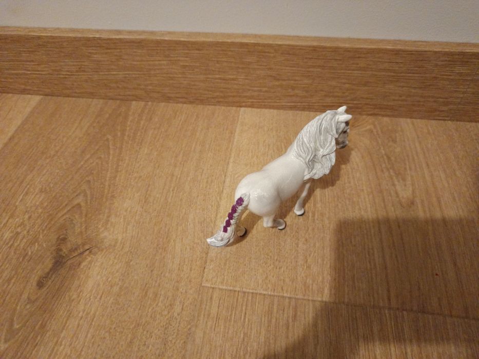 13942 Schleich klacz konia islandzkiego