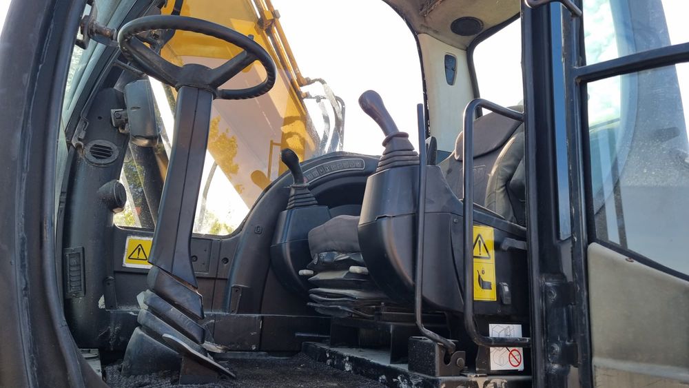 Продам экскаватор JSB JS 175 W , 2008 г