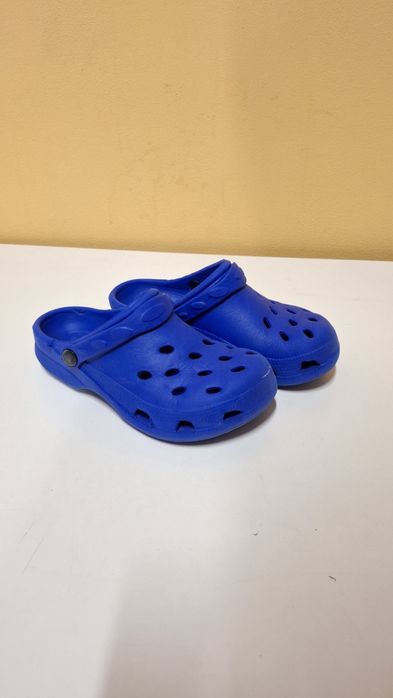 Klapki basenowe, ogrodowe typu croks. Rozm 31 dł. 19.5 cm