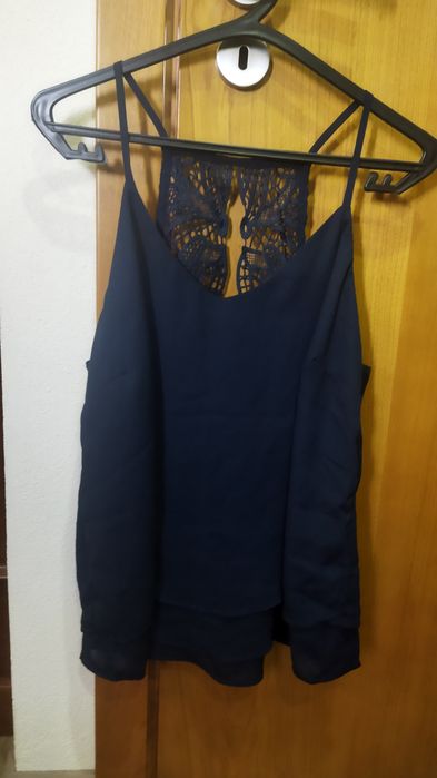 Diferentes peças de roupa