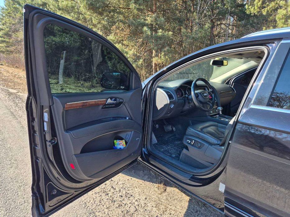Audi Q7 3,0 TDI Quatro 7 місць Гарний стан АКПП 8ми ступка AISIN BOSE FULL LED