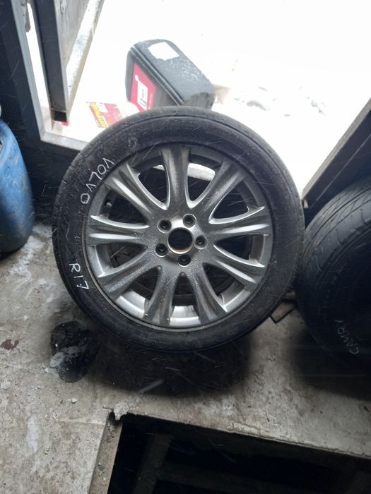 Оригинальный диск Volvo S80 R17 5 108