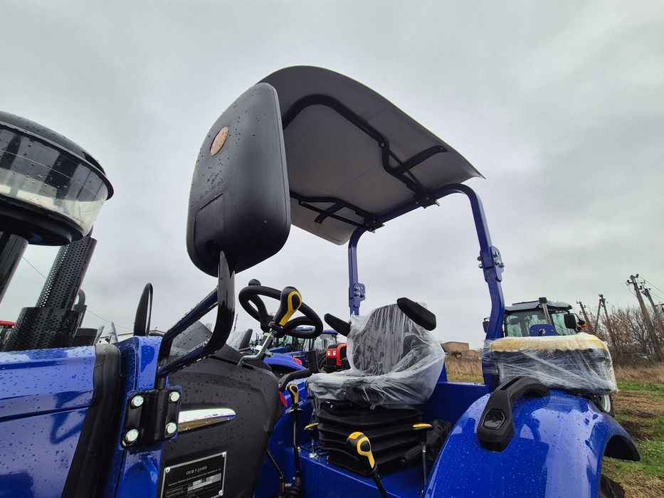 Трактор Файтер 254 РД с козырьком