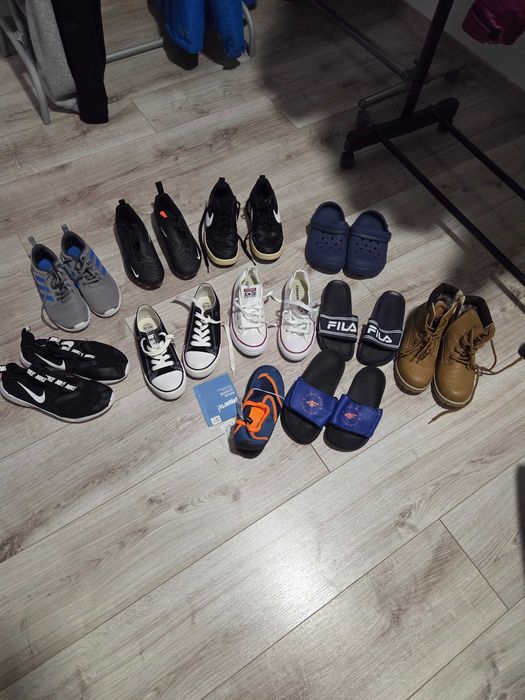Buty chłopięce rom. 35-36-37 Cena zalezy które.