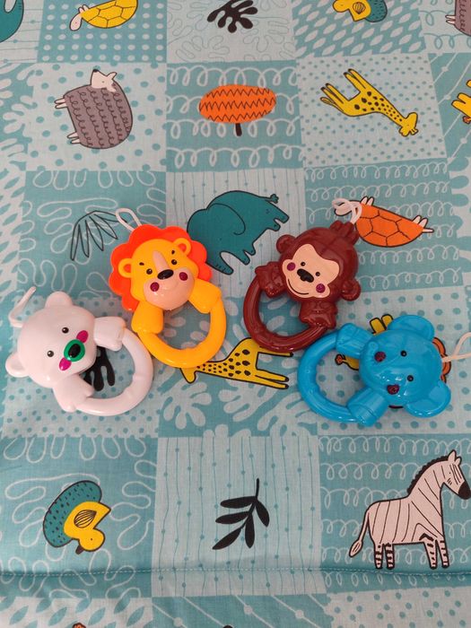 Коврик розвиваючий з дугами