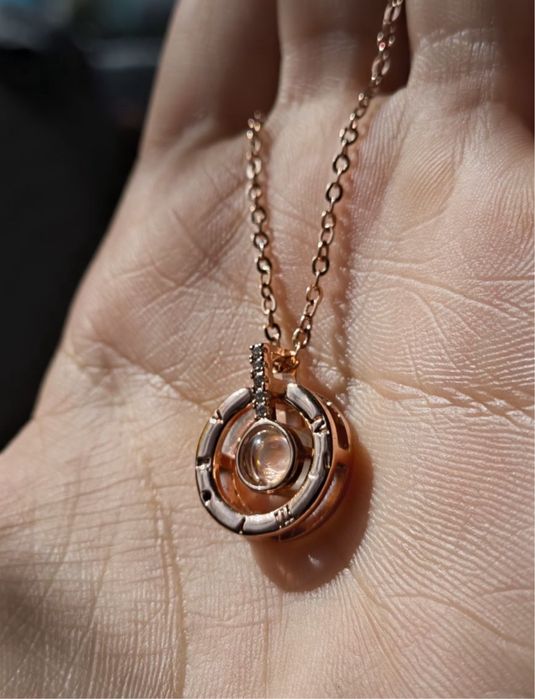 Подарунок на день закоханихКулон з проекцією я тебе кохаю на 100 на 14